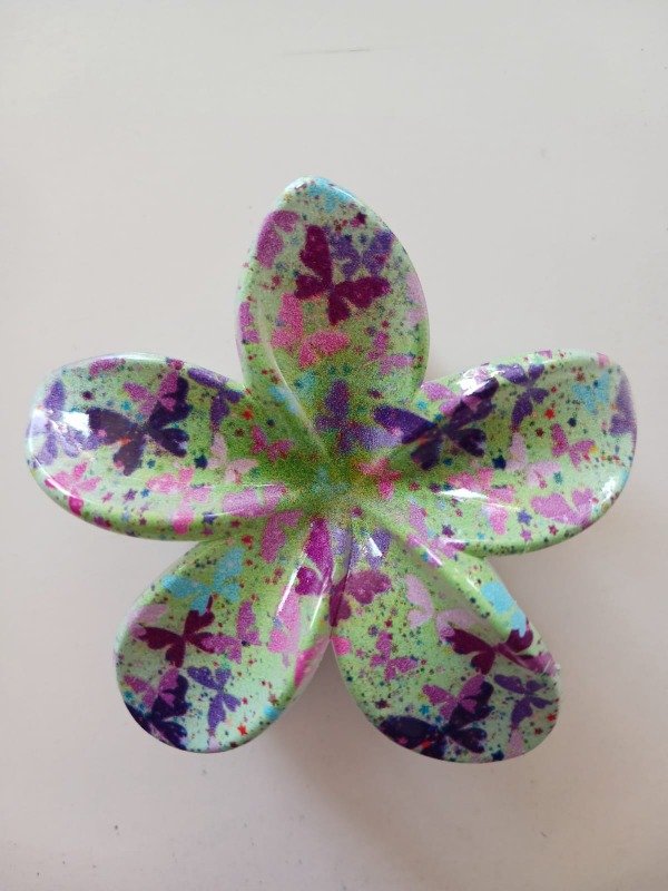 Producto - Broche p/pelo 7.5cm Flor Hawaiana Estampa Mariposa M02