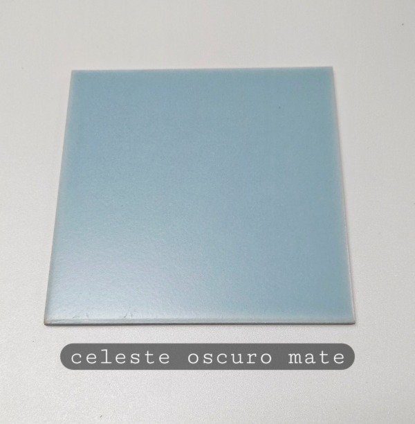 Producto - Celeste oscuro mate