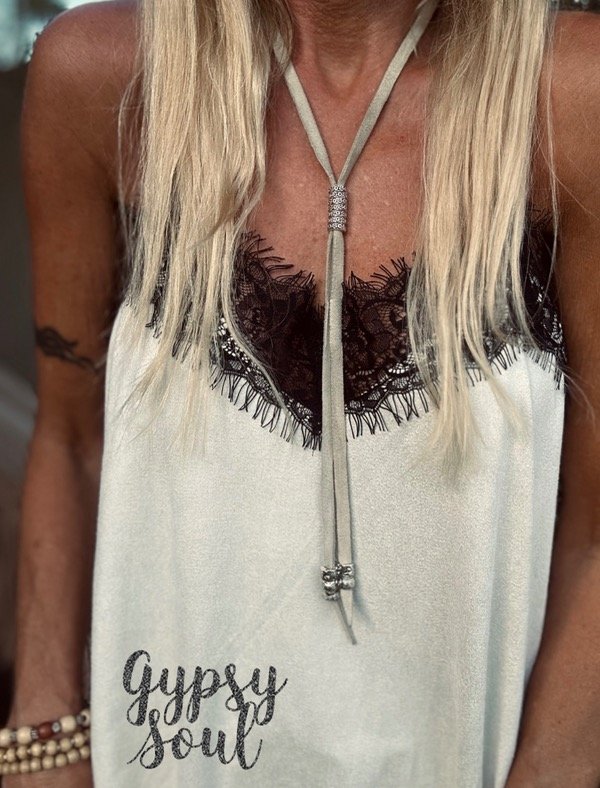 Producto - Musculosa lencera crema