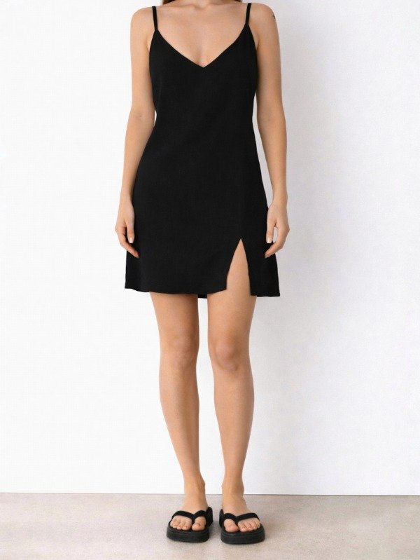 Producto - Vestido Corto Con Tajo