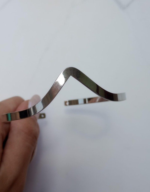 Producto - Brazalete en V - Plateado