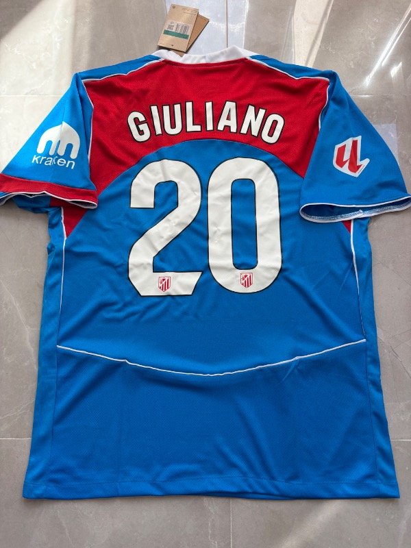 Producto - Atlético Madrid 3ra Total 90 Versión hincha 20 Giuliano Simeone La Liga