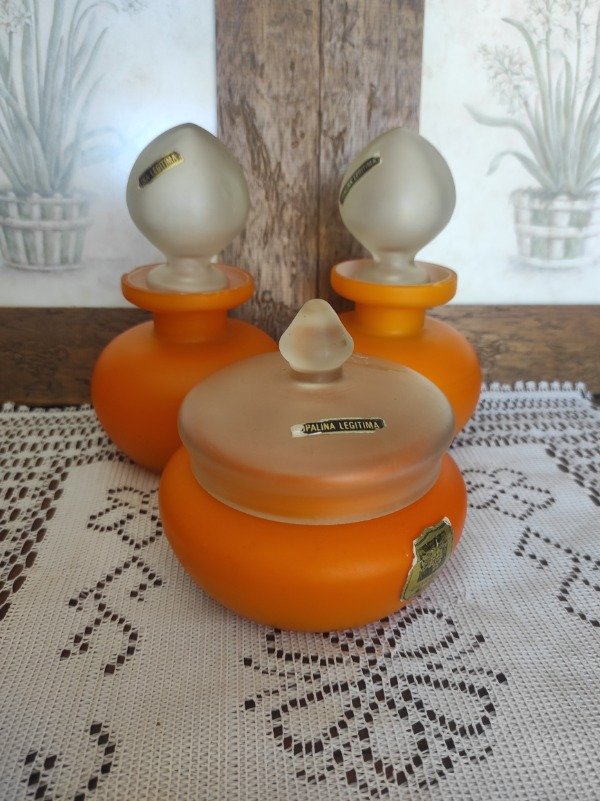 Producto - Juego de perfumeros opalina