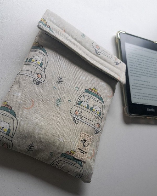 Producto - Funda para libros pocket Autitos