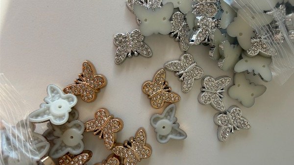 Producto - Aplique mariposa con estrás - 2