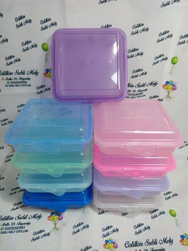 Producto - TUPPER PLASTICO CUADRADO LISO