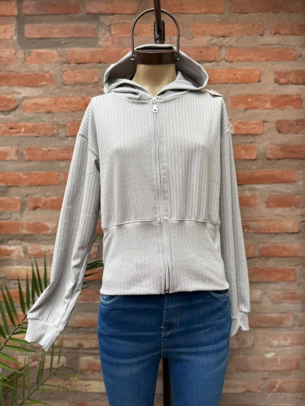 Producto - CAMPERA MORLEY ENTALLADA