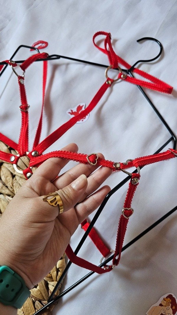 Producto - SET erótico arnés + tanga regulable ROJO