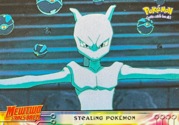 Producto - Topps Stealing Pokemon #27 Mewtwo Strikes Back Blue Logo