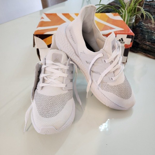 Producto - ZAPATILLA ADIDAS ULTRA BOOST