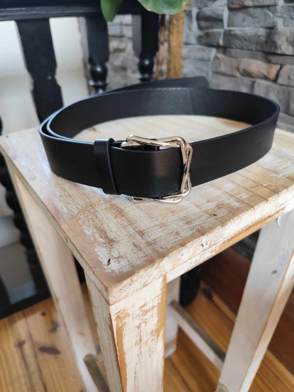 Producto - Cinto hebilla nudo.