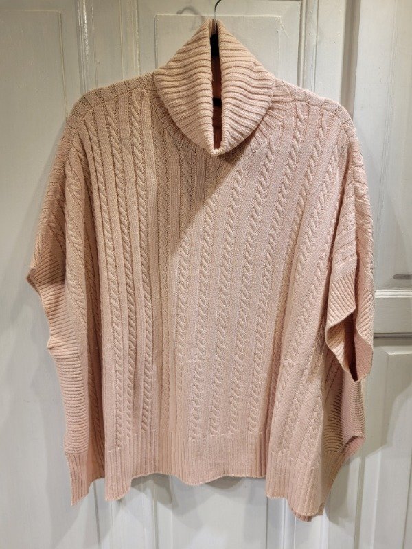Producto - Sweater DEL CERRO manga corta rosa Talle Único- PRECIO: 60X