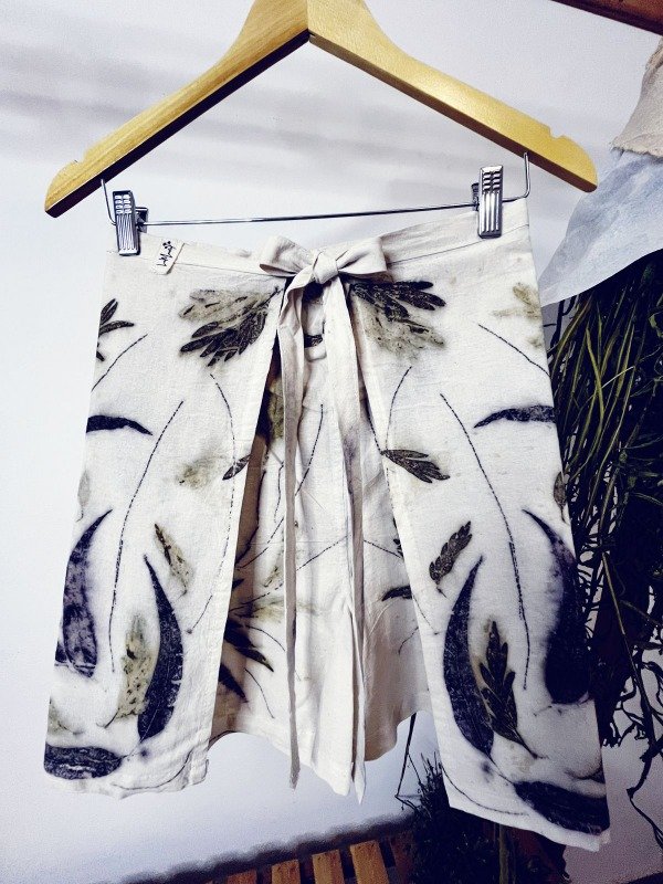 Producto - Short Chiripá Eucalipto y Grevilleas