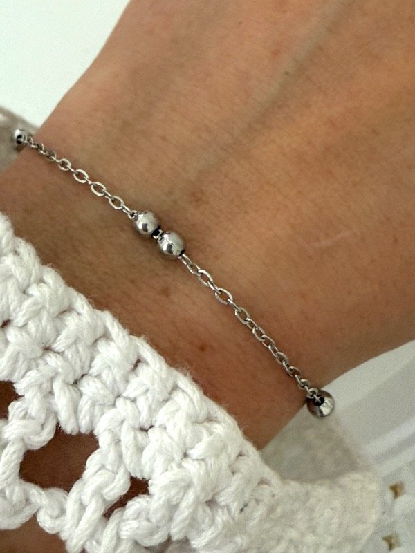 Producto - P674 Pulsera doble bolita acero quirúrgico 18 cm