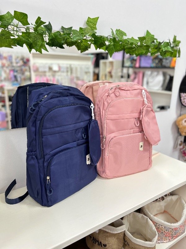 Producto - Mochilas lisas con cartuchera