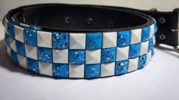 Producto - Cinturon tachas celeste 2