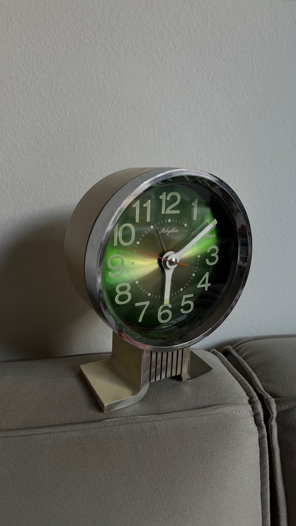Producto - Reloj Reveil Rhythm 3 RA 028 Vert