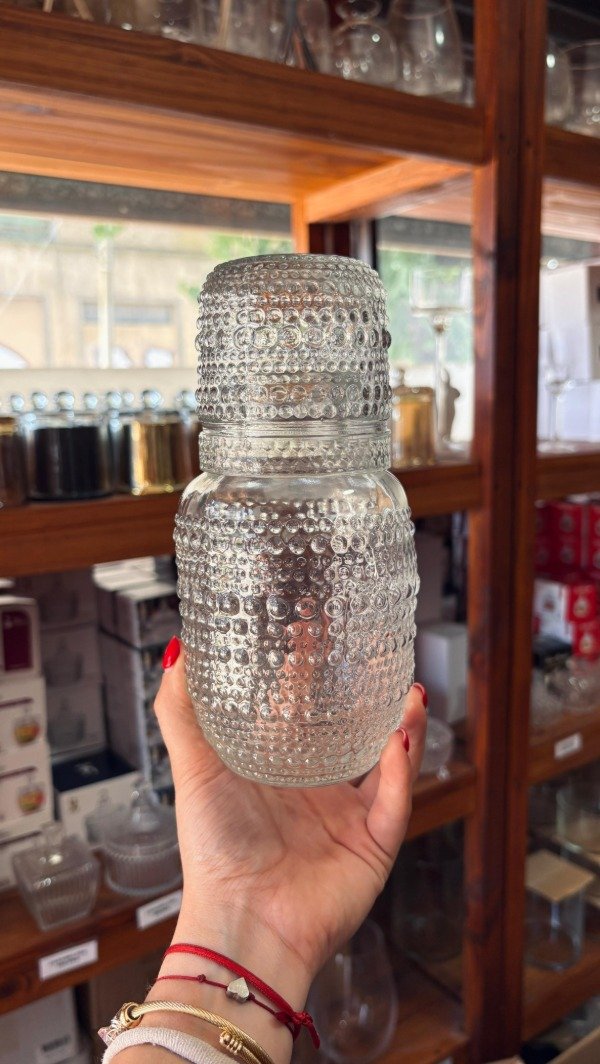 Producto - BOTELLA CON VASO ADORA