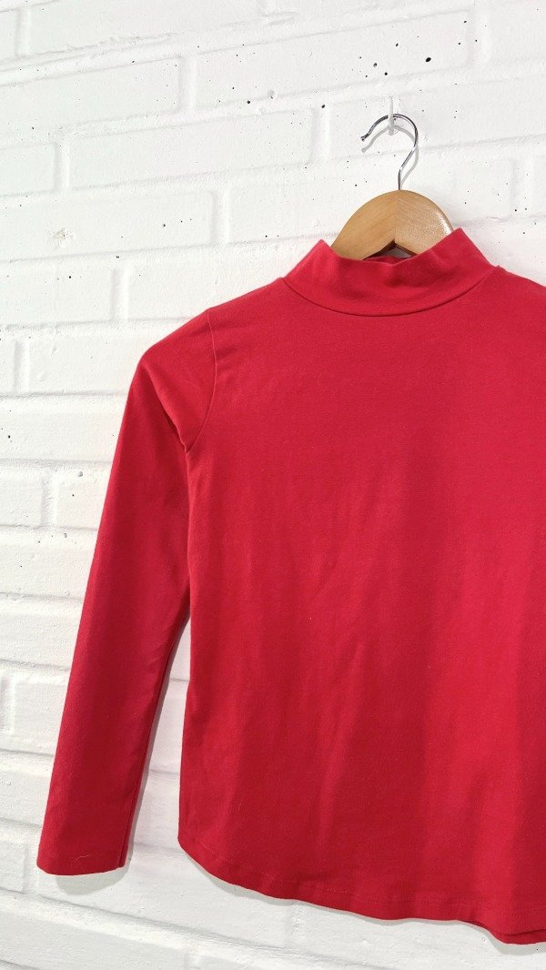 Producto - Polera roja (S)