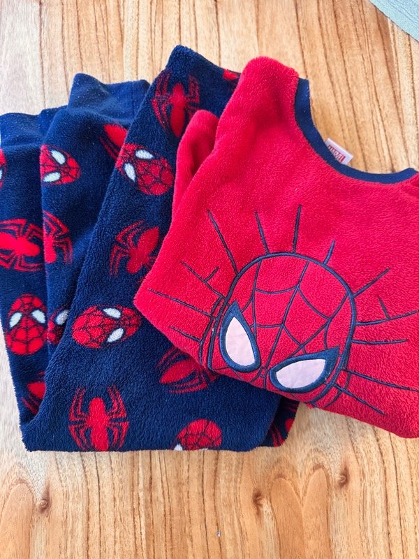 Producto - Pijama peluche MARVEL 7 años DK