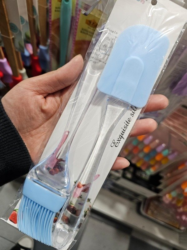 Producto - Set Espatula y Pincel de Silicona para Reposteria