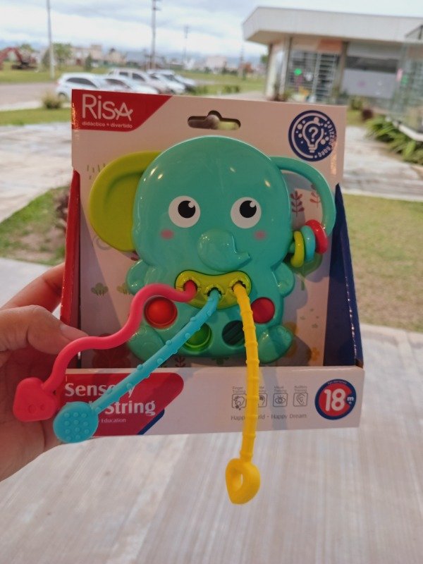 Producto - Elefante sensorial para tirar RISA