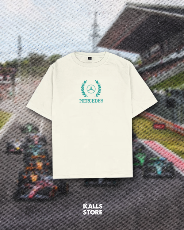 Remera oversize Mercedes laureles