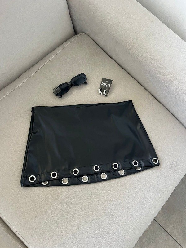 Producto - POLLERA CRETA