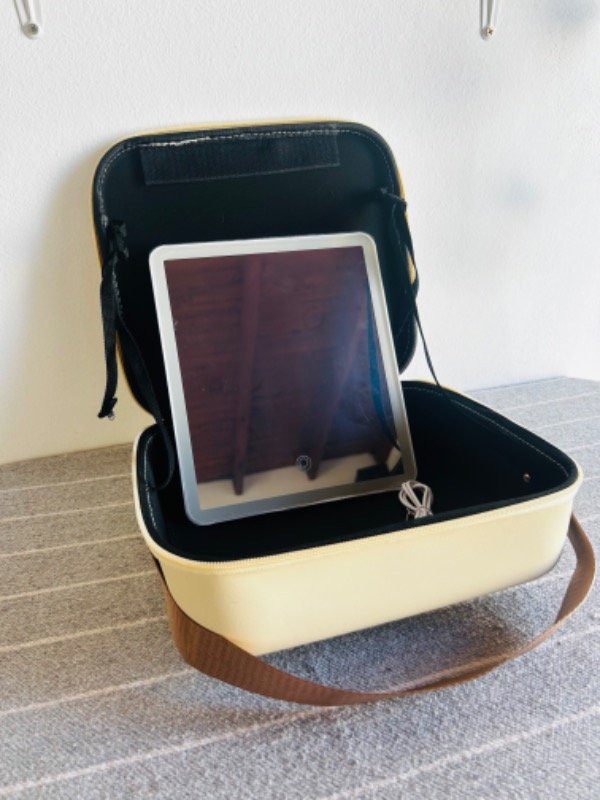 Producto - Neceser valija grande con espejo con luz led - 1