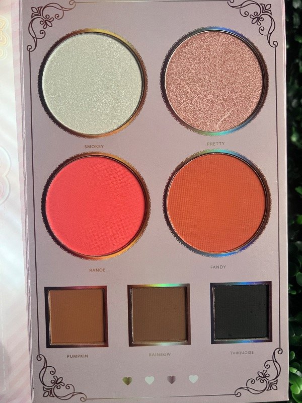 Producto - Paleta de sombras libro fashion moño rosa - 3