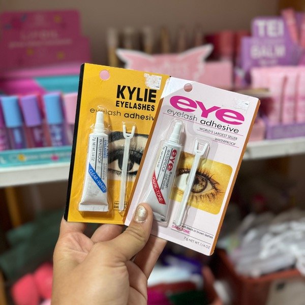 Producto - Pegamento para pestañas