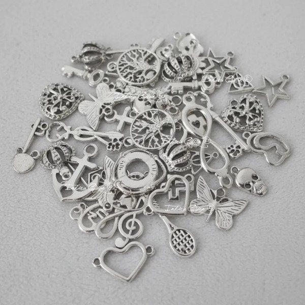 Producto - Dijes Surtidos de metal