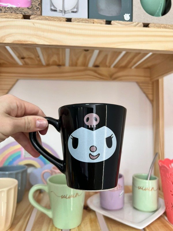 Producto - Taza cónica Kuromi
