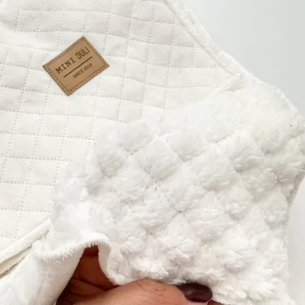 Producto - Manta Coral Fleece Off White