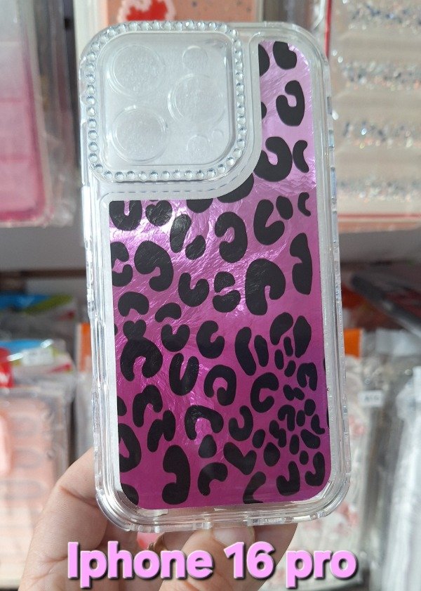 Producto - Fundas reforzadas 360 animal print. IPhone 16 pro