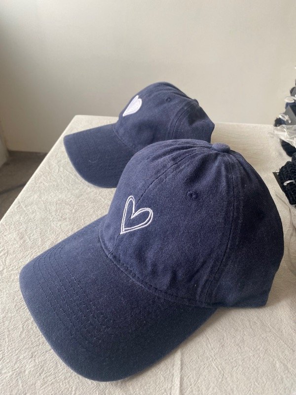 Producto - Gorra Corazón bordada (11900ef)