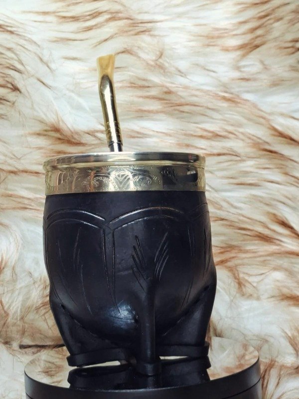 Producto - MATE IMPERIAL REPUJADO CLASICO CON VIROLA DE ALPACA