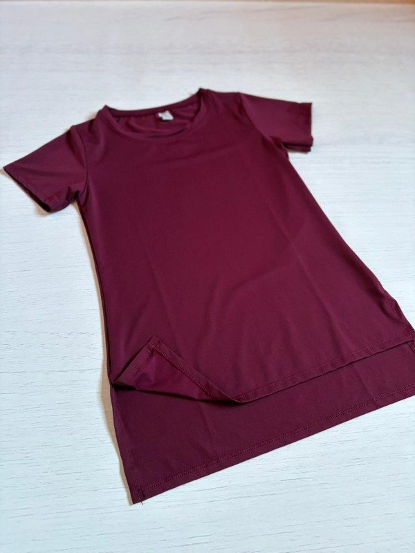 Producto - Remera con tajo