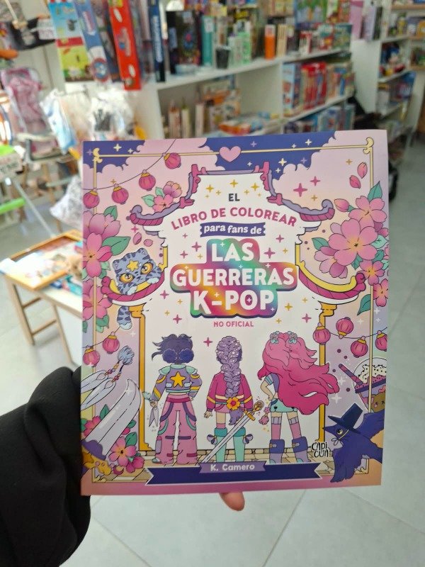 Producto - Libro para Colorear Guerreras K-Pop