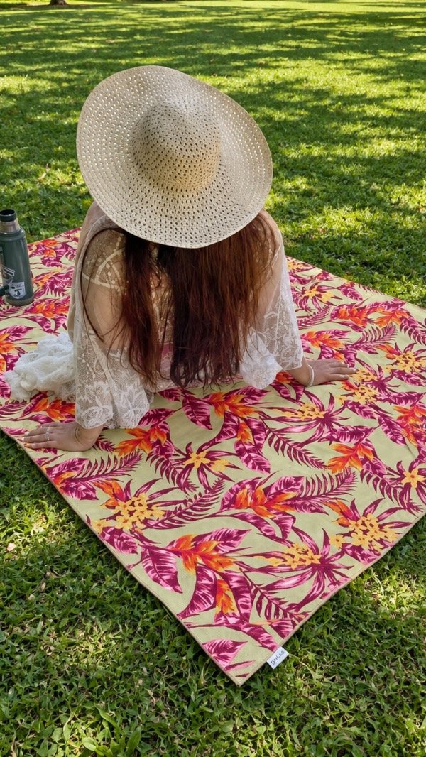 Producto - Paraíso Tropical - Impermeable Grande (BOLSO DE REGALO) - 0