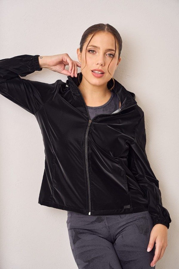 Producto - Campera PLUSH WIND