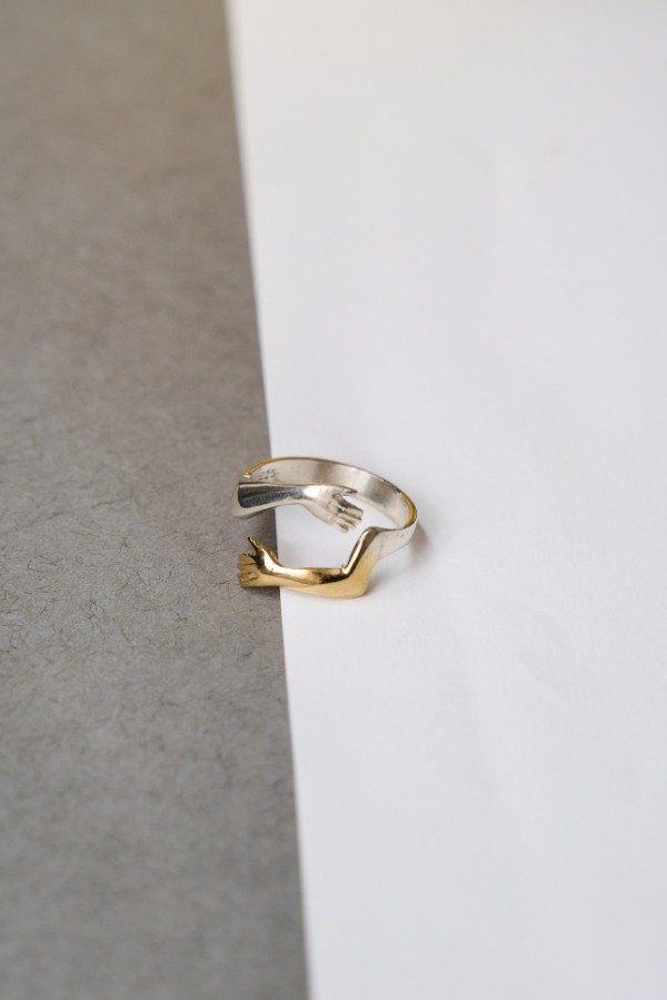 Producto - Anillo abrazo combinado plata 925