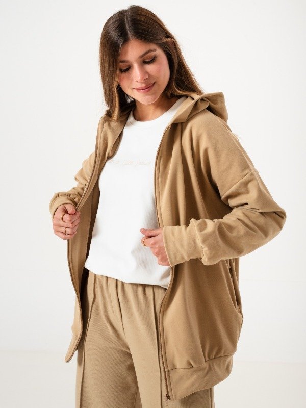 Producto - Campera Con Capucha Y Bolsillo Tini Liso (Art. 5732)