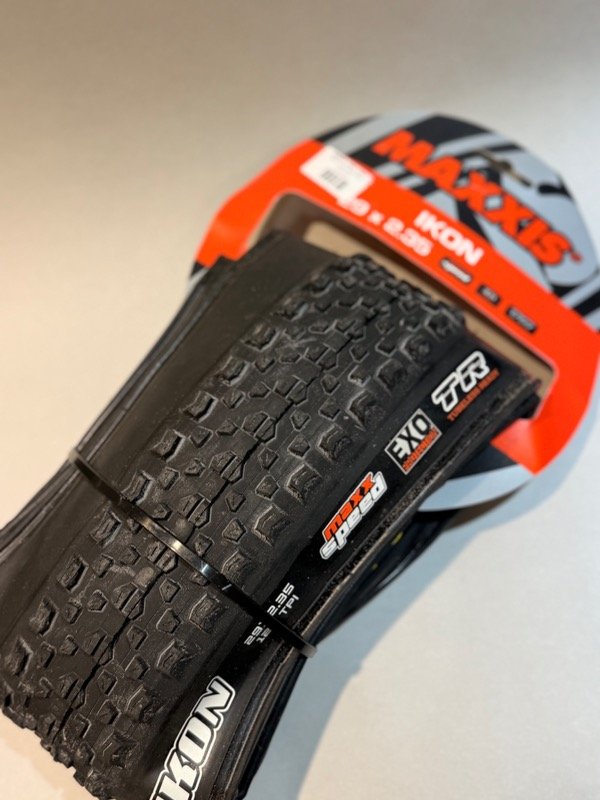 Producto - Cubierta MAXXIS Ikon 29x2.35
