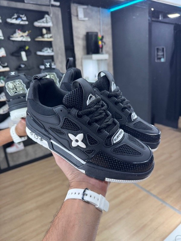 Producto - LV Skate Black