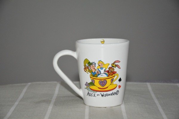 Producto - TAZA CÓNICA - ALICIA