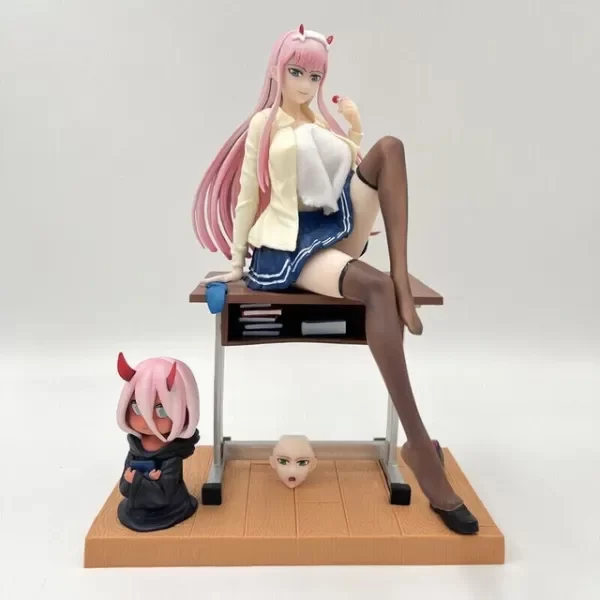 Producto - Zero Two Uniform Ver. - DARLING IN THE FRANXX (24cm) +18