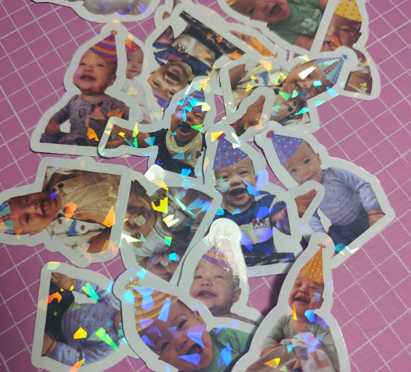 Producto - Stickers/tarjetas holográficos. (Plancha A4) - 0
