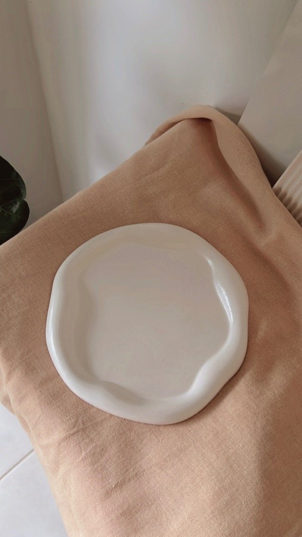 Producto - Bandeja irregular cemento blanco