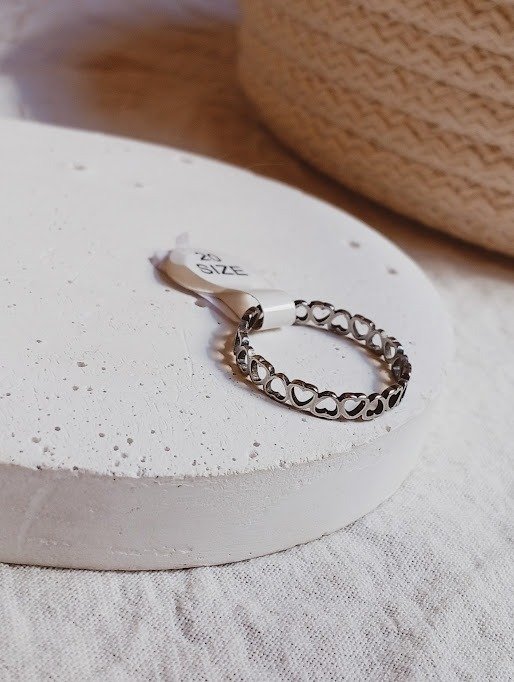 Producto - Anillo corazoncitos - Acero quirúrgico